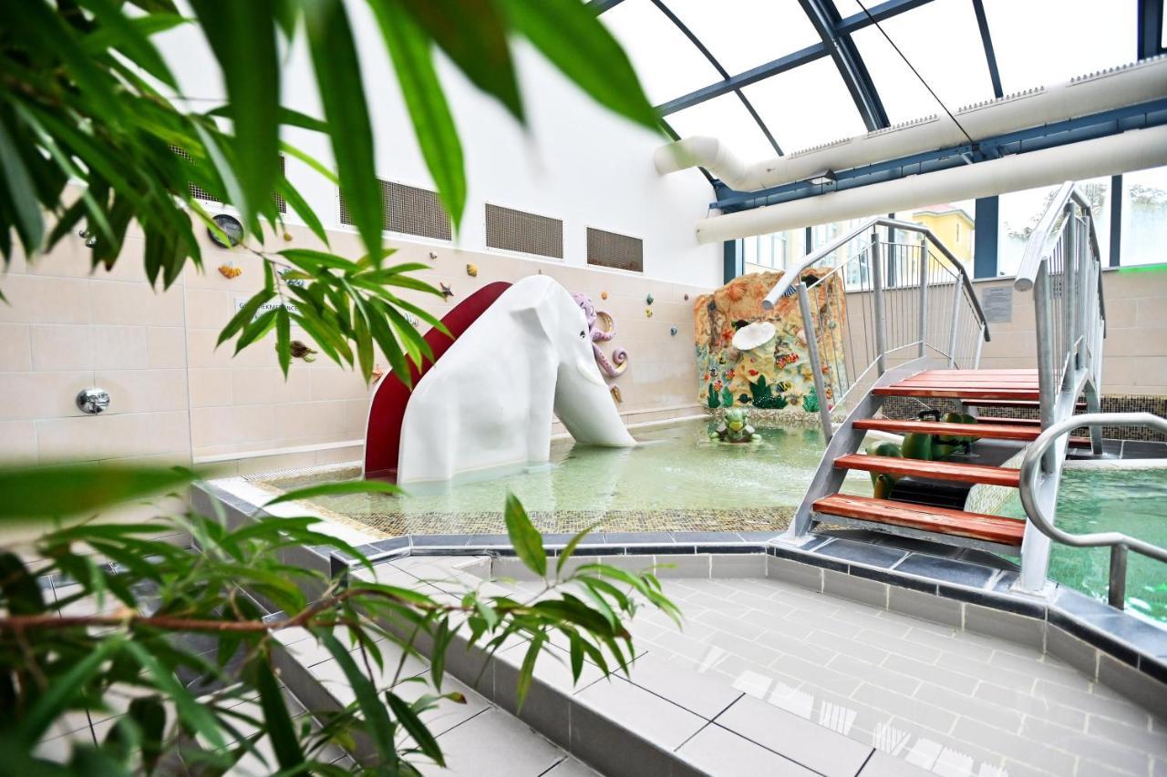 Hotel Eger & Park ภายนอก รูปภาพ